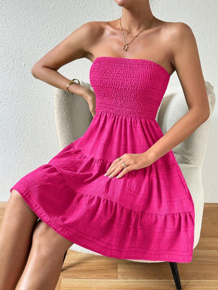 Ladies' Fashionable Strapless Multi-Tiered Hem Dress